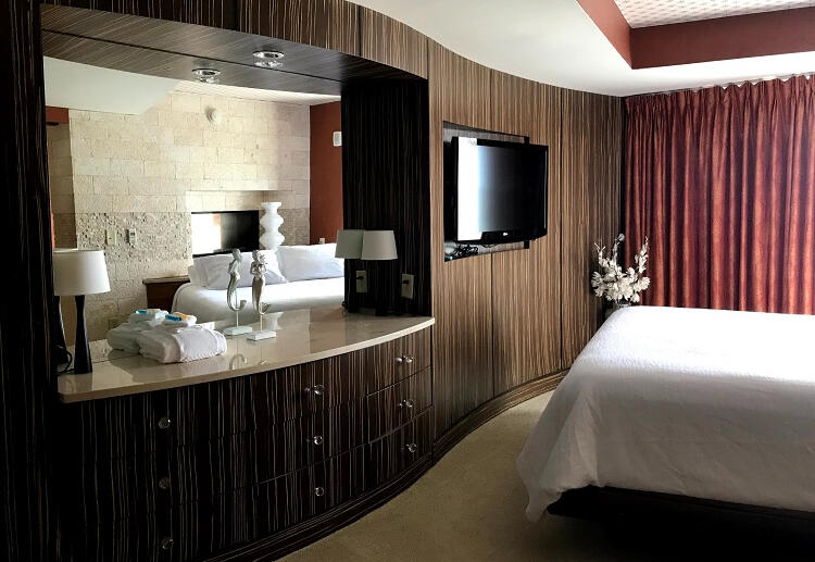 Executive King Suite